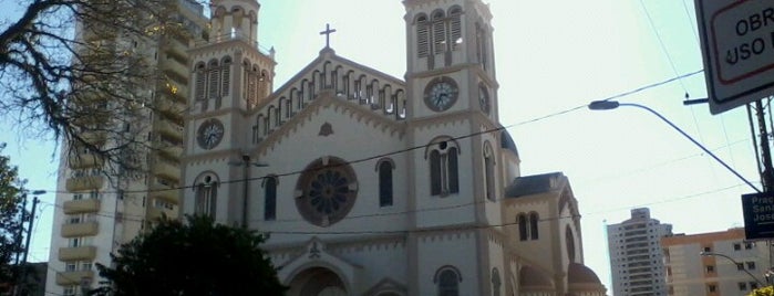 Catedral Metropolitana is one of Lugares favoritos de Kleber.