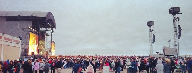 The Bamboozle 2012 - Main Stage is one of Boozle stuff.