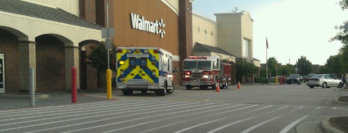 Walmart Supercenter is one of Charlie’s Liked Places.