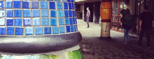 Hundertwasser Promenade is one of Vi3.