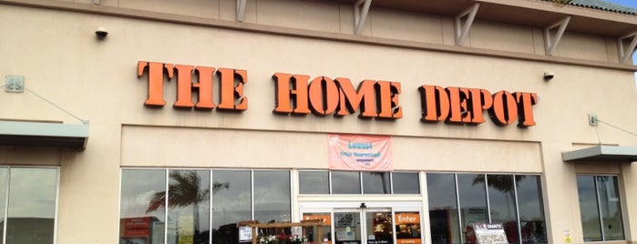 The Home Depot is one of Lugares favoritos de Michael.