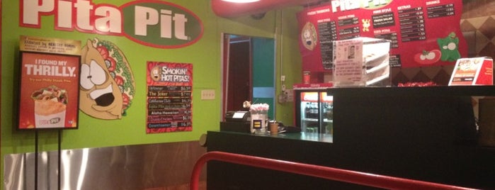 Pita Pit is one of Orte, die John gefallen.