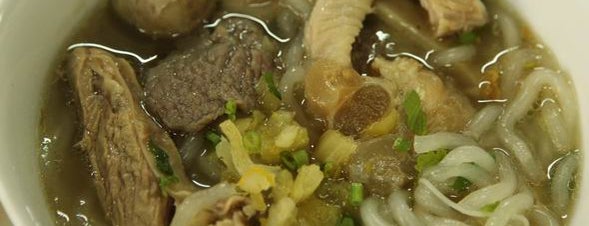Restoran Kopi Lai Foong (丽丰茶冰室) is one of Axian Food Adventures 阿贤贪吃路线.