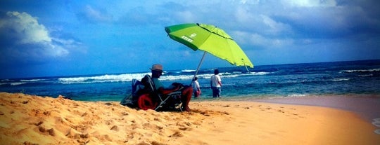 Anini Beach is one of KAUAI.