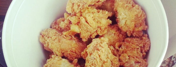 Kentucky Fried Chicken is one of Posti che sono piaciuti a Felipe.