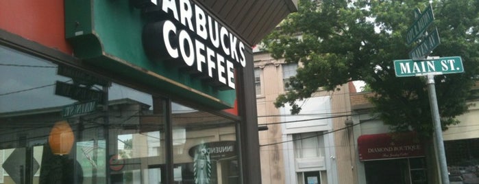 Starbucks is one of Orte, die Tina gefallen.