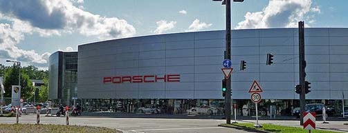 포르쉐 is one of Fabbriche automobilistiche.