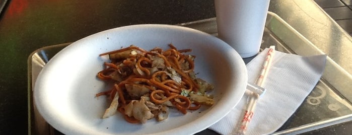 Hollywood Mongolian Grill is one of Posti salvati di Cheearra.