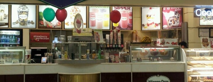 Haagen-Dazs Mall is one of Chester 님이 좋아한 장소.