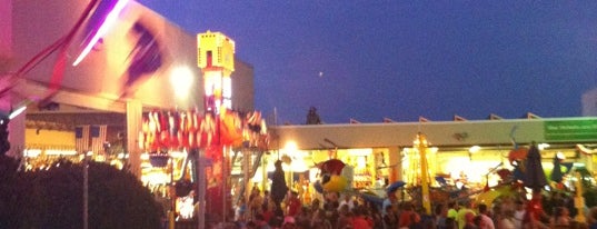 Paratrooper @ Funland is one of Delaware Fun.