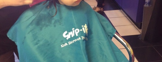 Snip-its Haircuts for Kids is one of Orte, die Deborah gefallen.