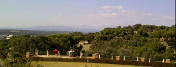 Real Club de la Puerta de Hierro is one of Campos de Golf en España.