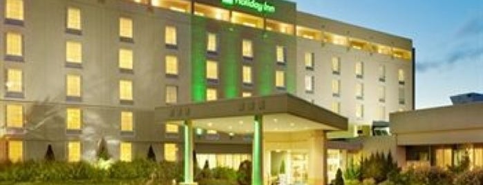 Holiday Inn Norwich is one of Locais curtidos por Michael.