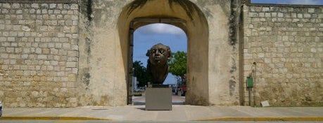 Puerta de Mar is one of Campeche.