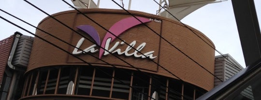 ลา วิลล่า is one of Community Mall.