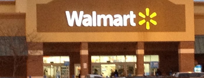 Walmart is one of สถานที่ที่ Manny ถูกใจ.