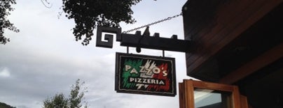 Pazzo's Pizza is one of Vitamin Yi 님이 좋아한 장소.