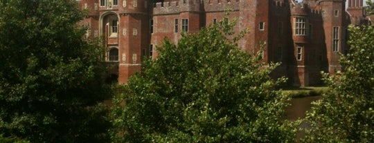 Herstmonceux Castle is one of Locais curtidos por Pete.