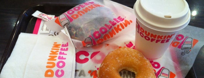 Dunkin' Coffee is one of The 15 Best Places for Bagels in Madrid.