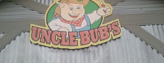 Uncle Bub's BBQ & Catering is one of Orte, die Francis gefallen.
