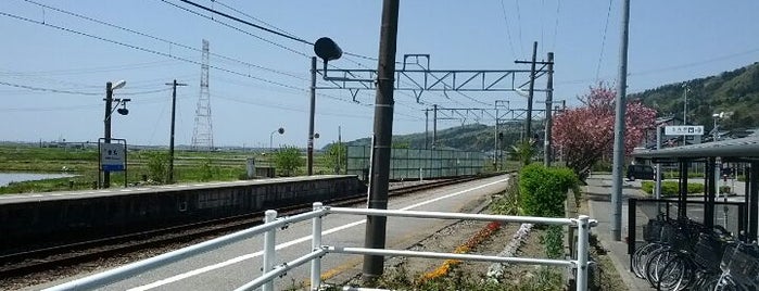 Kanemaru Station is one of JR七尾線・のと鉄道.