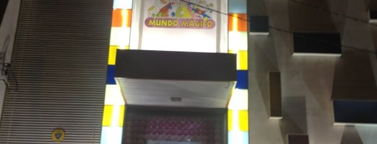 Buffet Mundo Mágico is one of สถานที่ที่ Atila ถูกใจ.