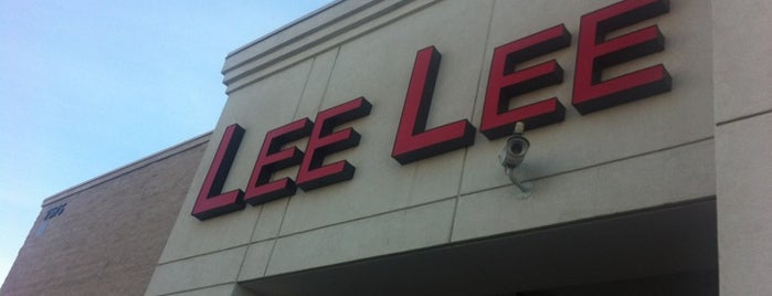 Lee Lee International Supermarket is one of Best Groceries.