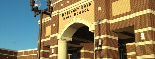 McKinney Boyd High School is one of Tempat yang Disukai Elwood.