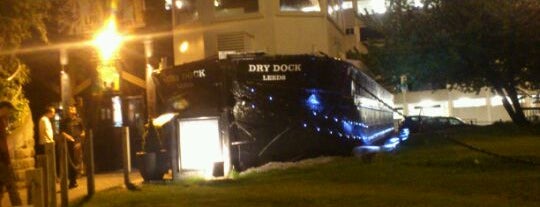 Dry Dock is one of Carl'ın Beğendiği Mekanlar.