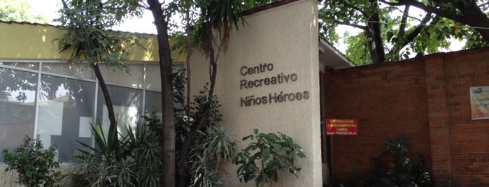 Centro Recreativo Niños Heroes DIF is one of Tempat yang Disukai Alicia.