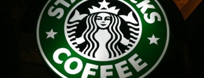 Starbucks is one of Tempat yang Disukai Lara.