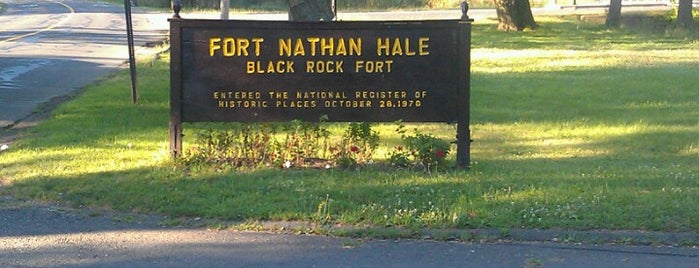 Fort Nathan Hale is one of The Elm City.