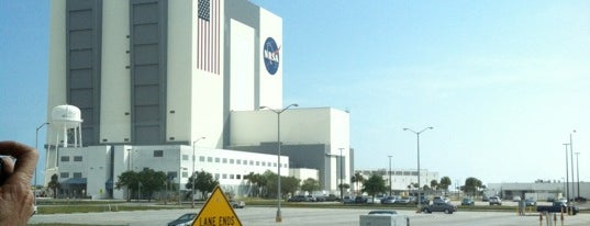 NASA Kennedy Space Center Headquarters is one of Bucket List.