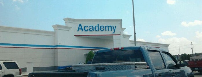 Academy Sports + Outdoors is one of Locais curtidos por Heather.
