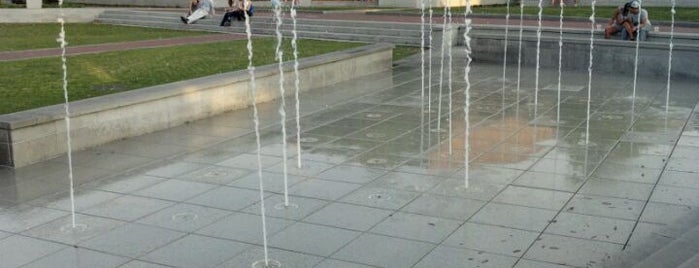 Ellis Square Fountain is one of Emylee : понравившиеся места.