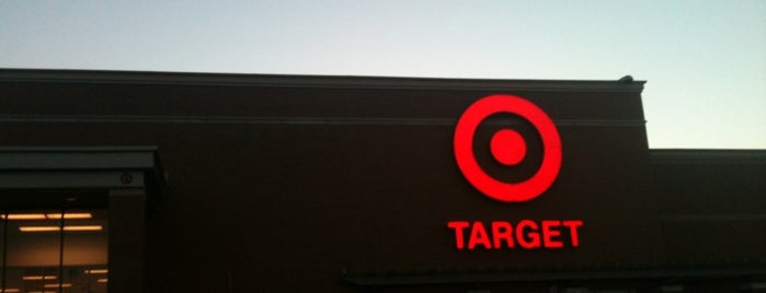 Target is one of สถานที่ที่ David ถูกใจ.