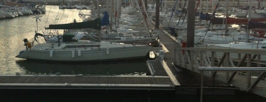 Port des Minimes is one of Les immanquables de La Rochelle.