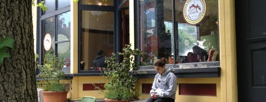Volunteer Park Cafe is one of Seattle Bucket List 2011.