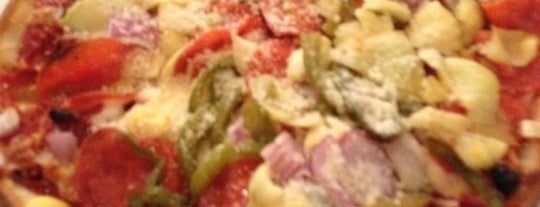 Craig O's Pizza & Pastaria is one of Tempat yang Disukai Dawn.