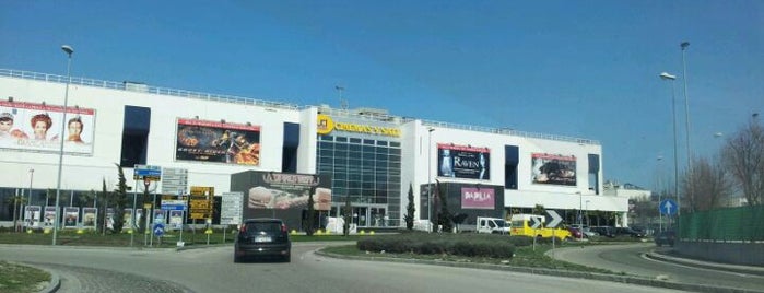 UCI Cinemas is one of Lugares favoritos de Marco.