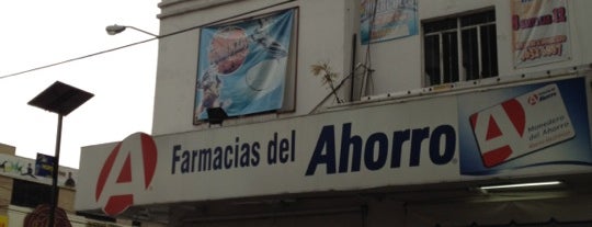 Farmacias del Ahorro is one of Locais curtidos por Samanta.