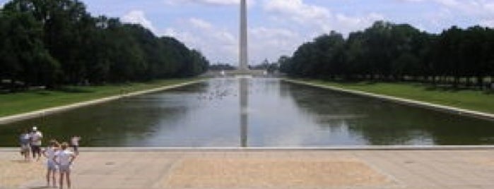 Lincoln Memorial Reflecting Pool is one of Historical Monuments, Statues, and Parks.