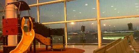 바르셀로나 엘프라트 공항 (BCN) is one of I Love Airports!.