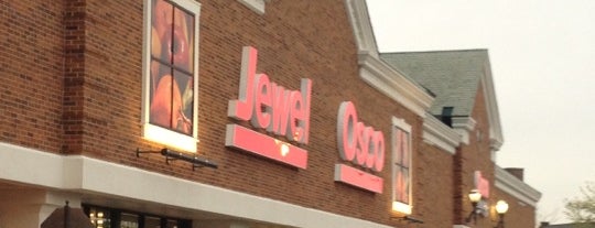 Jewel-Osco is one of Jamesさんのお気に入りスポット.