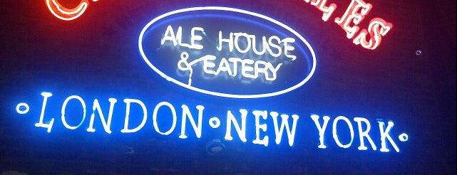 Croxley's Ale House is one of Long Island Food.