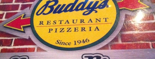 Buddy's Pizza is one of Tempat yang Disukai Barbara.