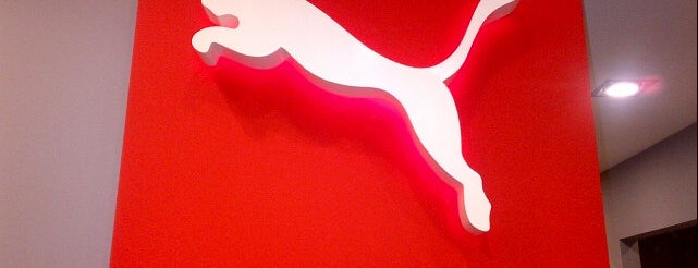 The PUMA Store Brussels is one of Lugares Bruxelas.