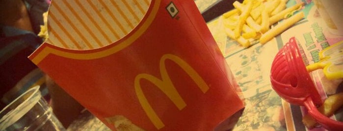 McDonald's is one of Navi Mumbai Hangouts.