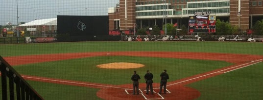Patterson Stadium is one of barbeeさんのお気に入りスポット.