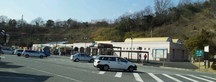 赤松PA (上り) is one of 中国自動車道.